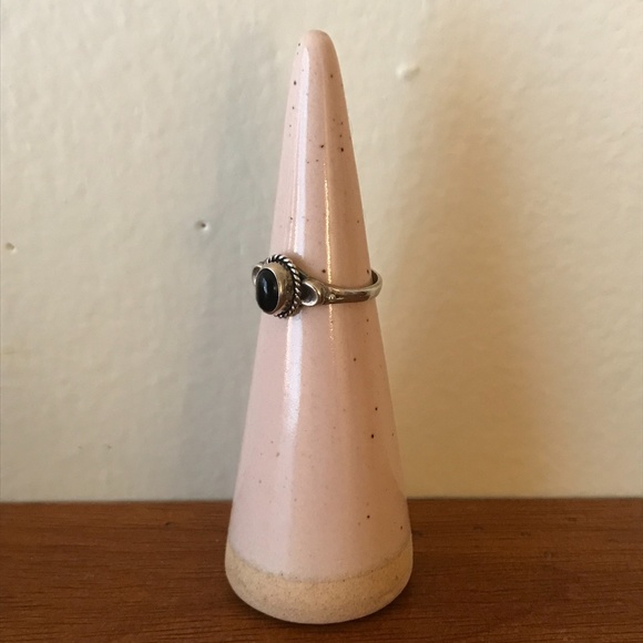 Sterling Silver Onyx Crescent Moon Ring Shopdixi - Picture 5 of 6